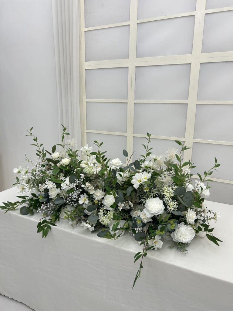 Avoca collection, flower runner 2